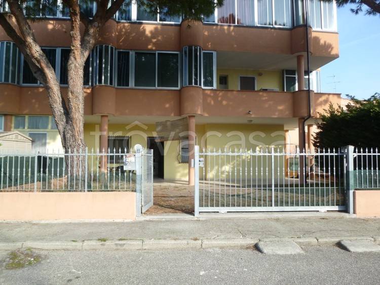 appartamento in vendita a Comacchio in zona Lido degli Scacchi