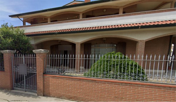 appartamento in vendita a Comacchio in zona Porto Garibaldi