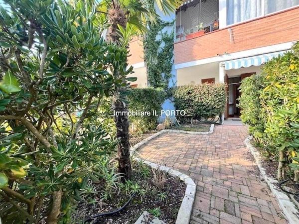 casa indipendente in vendita a Comacchio in zona Lido di Volano