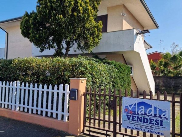 casa indipendente in vendita a Comacchio in zona Lido di Pomposa