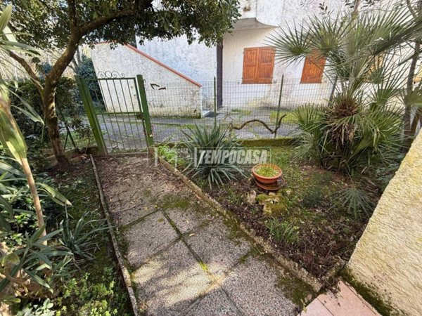 casa indipendente in vendita a Comacchio in zona Lido di Spina