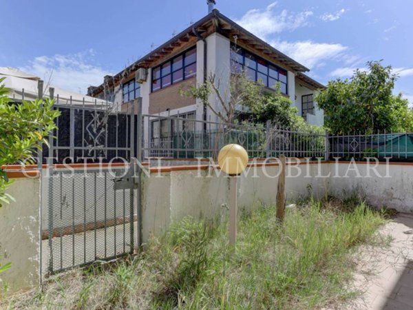 appartamento in vendita a Comacchio in zona Lido degli Estensi