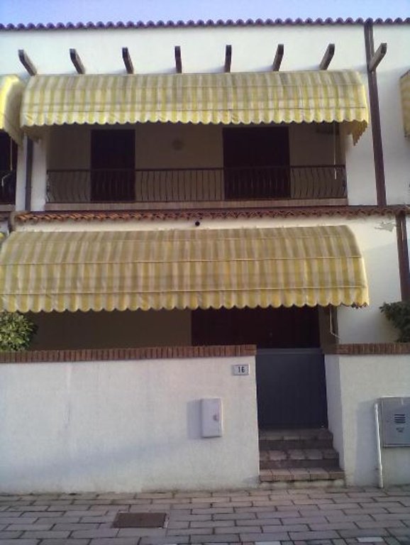 casa indipendente in vendita a Comacchio in zona Lido degli Estensi