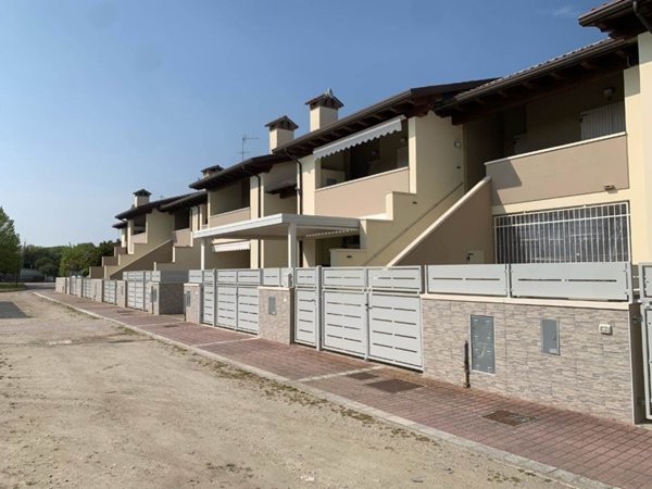 appartamento in vendita a Comacchio in zona Lido delle Nazioni