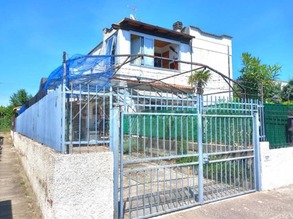 casa indipendente in vendita a Comacchio in zona Lido di Pomposa