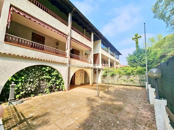 casa indipendente in vendita a Comacchio in zona Lido di Spina