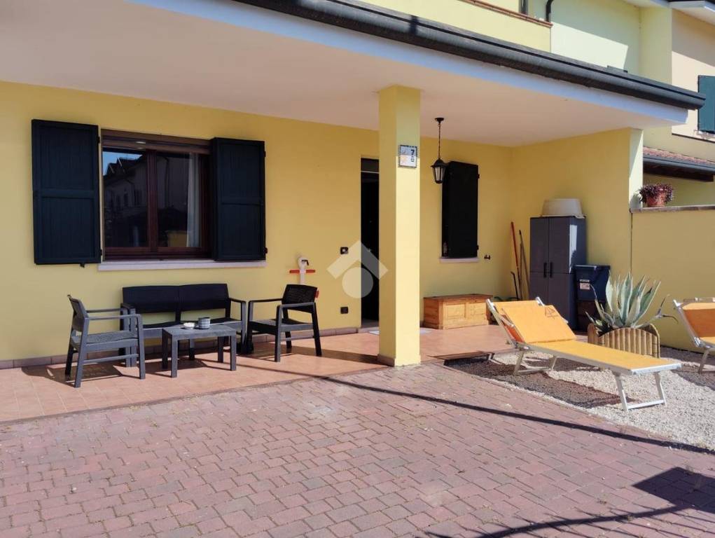 casa indipendente in vendita a Comacchio