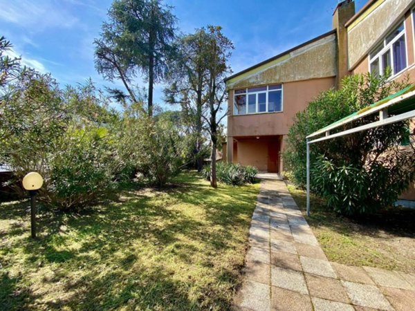 casa indipendente in vendita a Comacchio in zona Lido delle Nazioni
