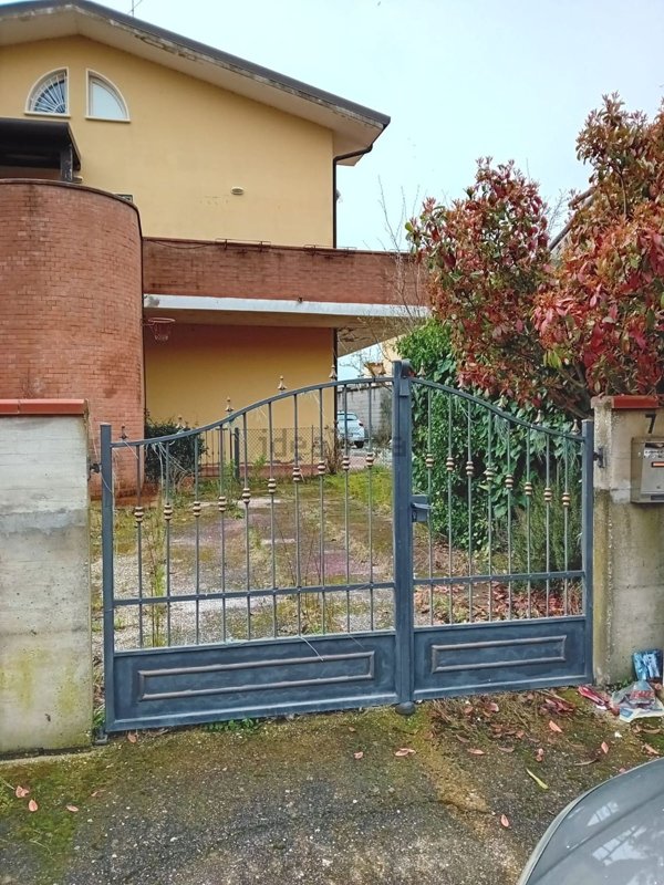 appartamento in vendita a Comacchio in zona Lido degli Estensi