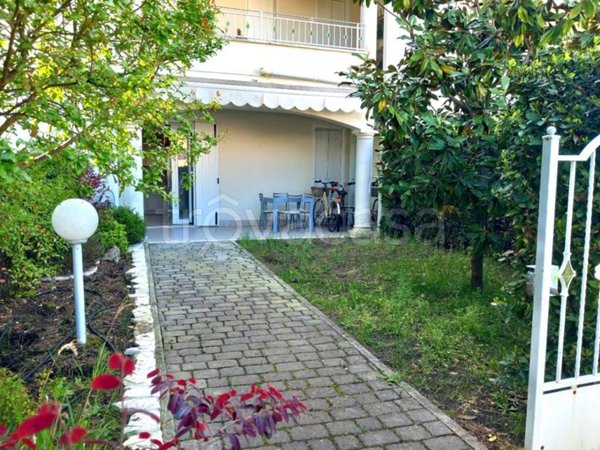 casa indipendente in vendita a Comacchio