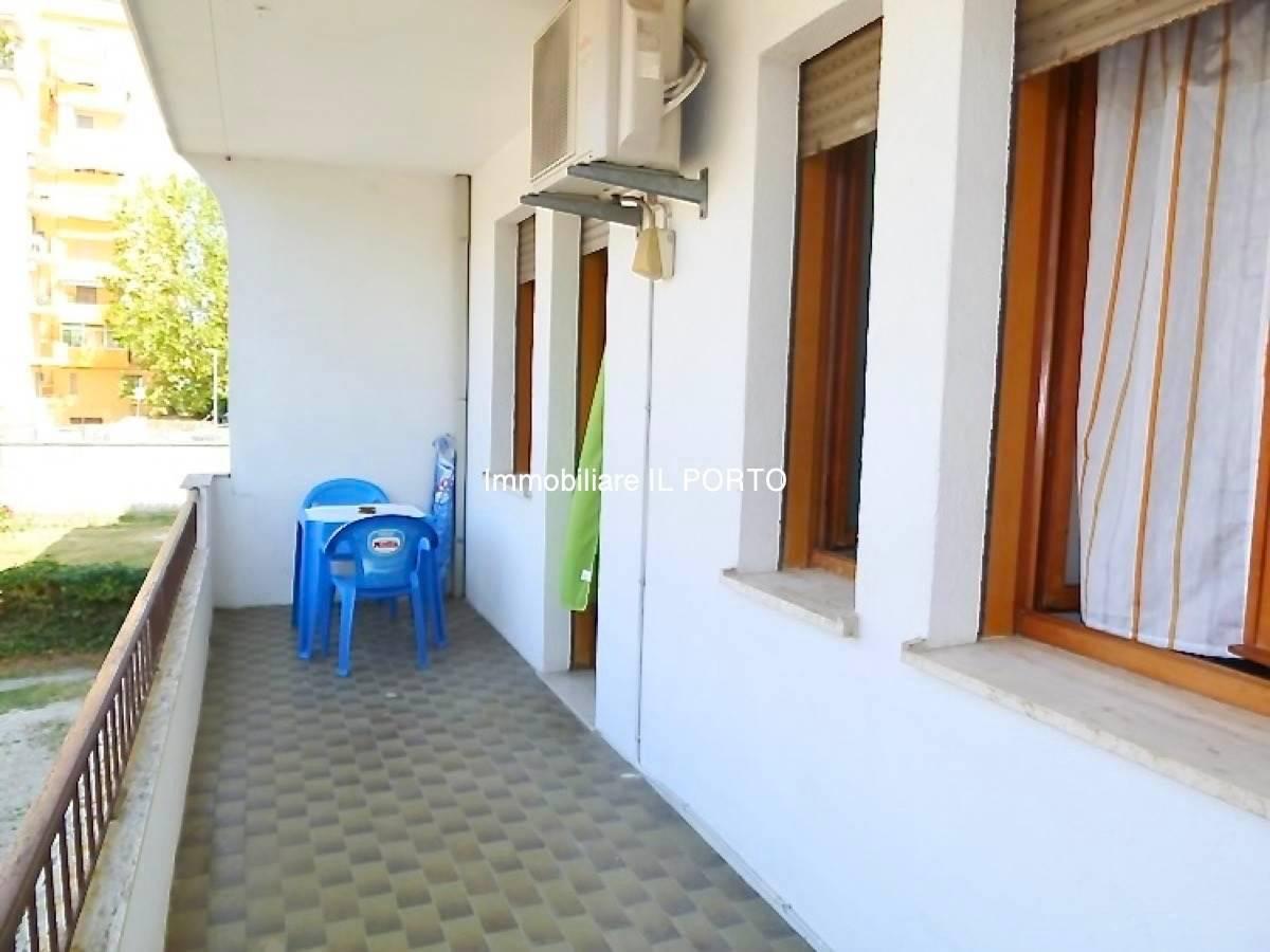 appartamento in vendita a Comacchio in zona Lido degli Scacchi