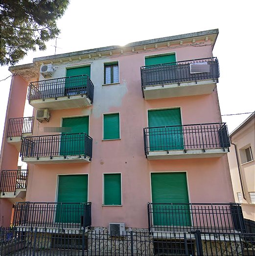appartamento in vendita a Comacchio in zona Porto Garibaldi