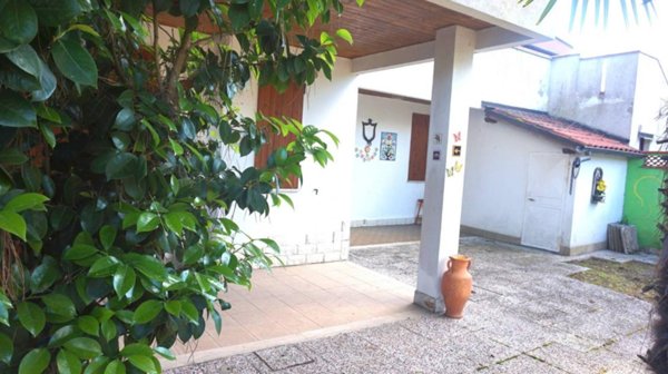 casa indipendente in vendita a Comacchio in zona Lido delle Nazioni