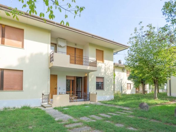 appartamento in vendita a Comacchio in zona Lido delle Nazioni