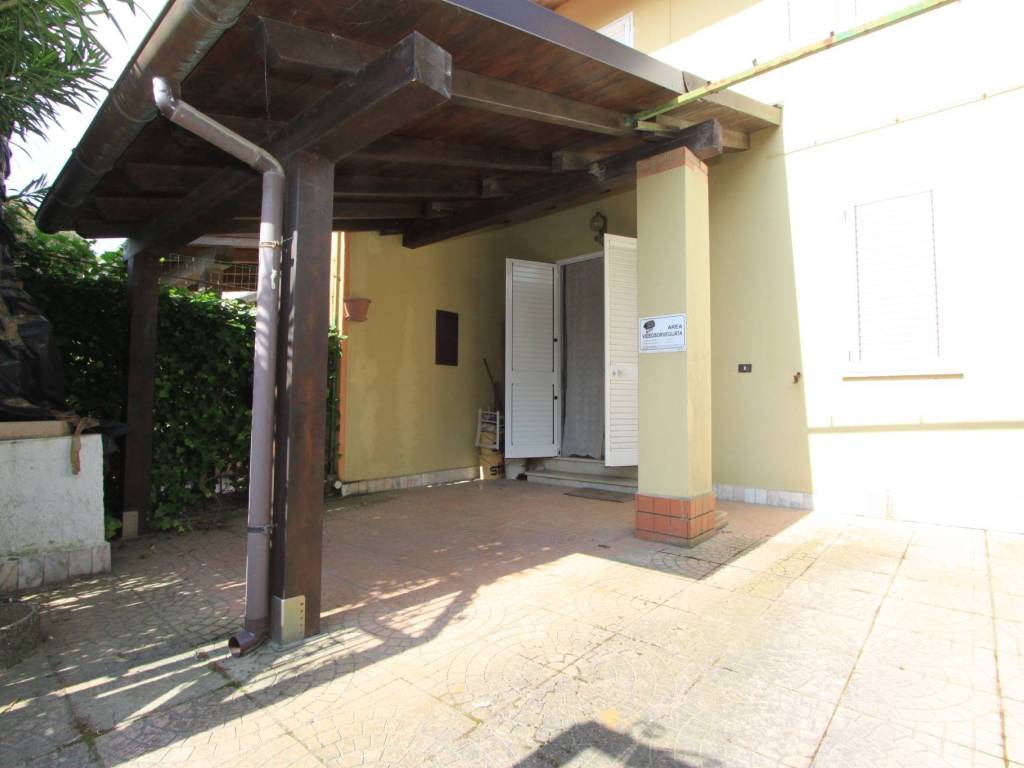 casa indipendente in vendita a Comacchio in zona Lido di Pomposa