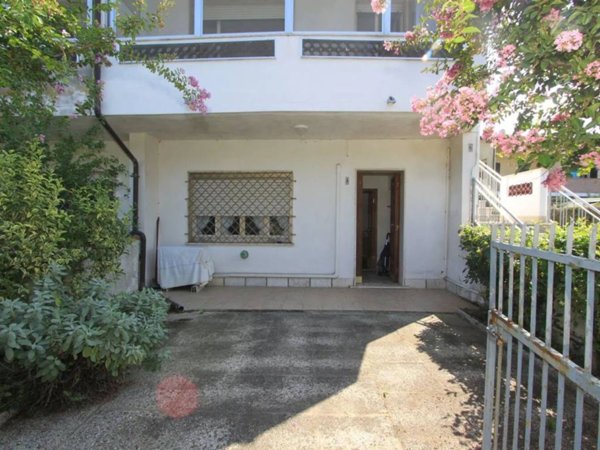 casa indipendente in vendita a Comacchio in zona Lido di Pomposa