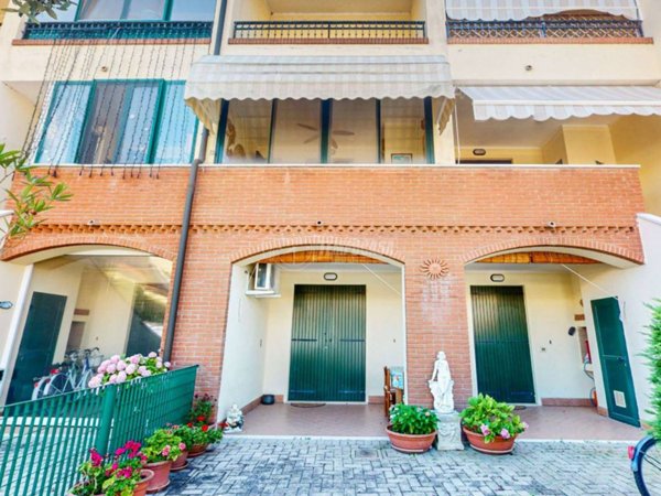 appartamento in vendita a Comacchio in zona Lido degli Estensi