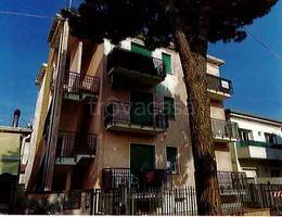 appartamento in vendita a Comacchio in zona Porto Garibaldi