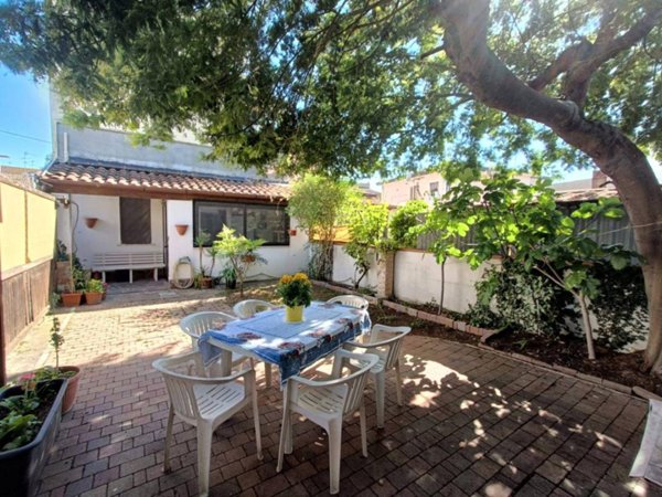 casa indipendente in vendita a Comacchio in zona Lido di Pomposa