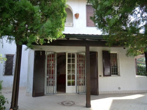 casa indipendente in vendita a Comacchio