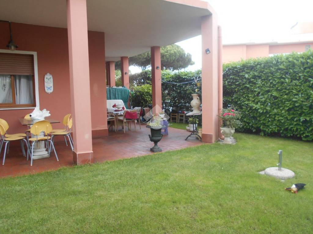 appartamento in vendita a Comacchio in zona Lido delle Nazioni