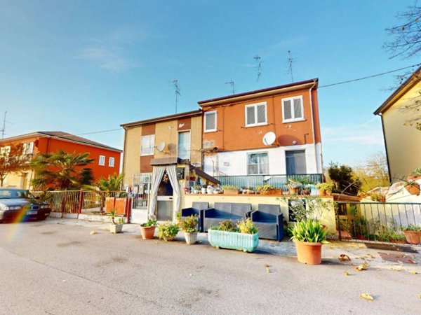 appartamento in vendita a Comacchio in zona Porto Garibaldi
