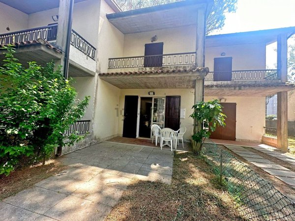 casa indipendente in vendita a Comacchio in zona Lido degli Estensi