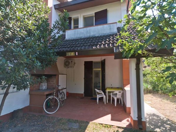 casa indipendente in vendita a Comacchio in zona Lido degli Scacchi