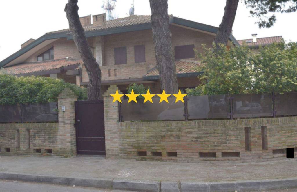 appartamento in vendita a Comacchio in zona Porto Garibaldi