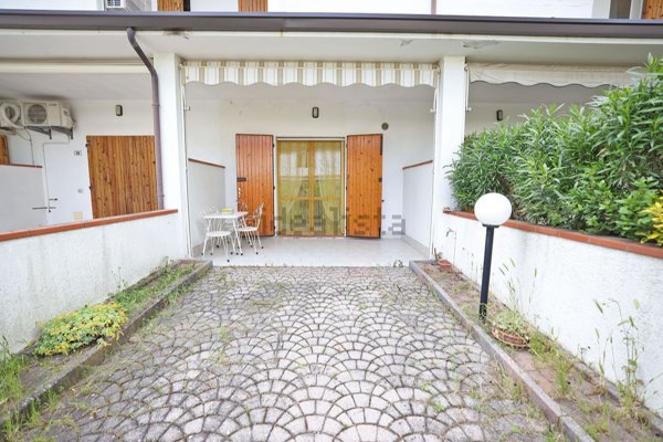 appartamento in vendita a Comacchio in zona Lido degli Estensi