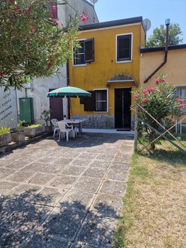 appartamento in vendita a Comacchio in zona Lido delle Nazioni