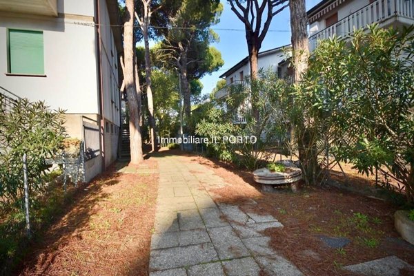 casa indipendente in vendita a Comacchio in zona Lido di Spina