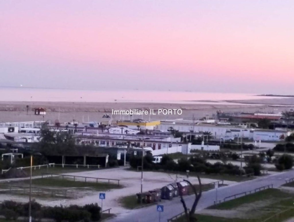 appartamento in vendita a Comacchio in zona Lido degli Estensi