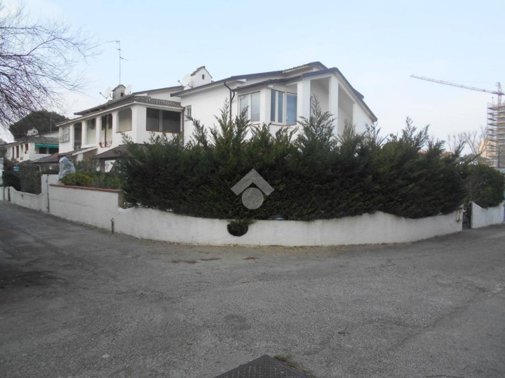 appartamento in vendita a Comacchio in zona Lido degli Scacchi