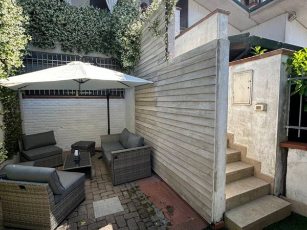 casa indipendente in vendita a Comacchio in zona Lido degli Estensi