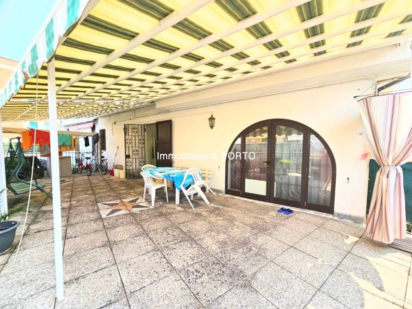 casa indipendente in vendita a Comacchio in zona Lido degli Scacchi