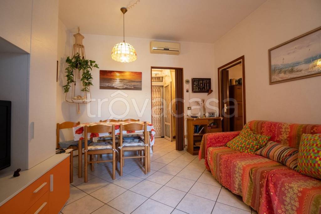 casa indipendente in vendita a Comacchio in zona Lido degli Scacchi