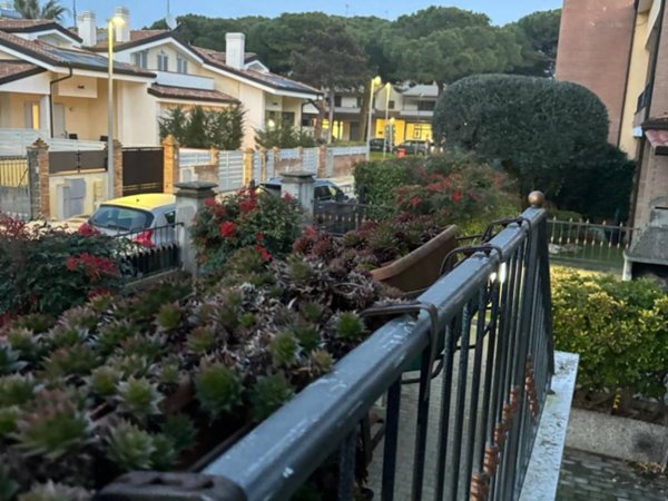 appartamento in vendita a Comacchio in zona Porto Garibaldi