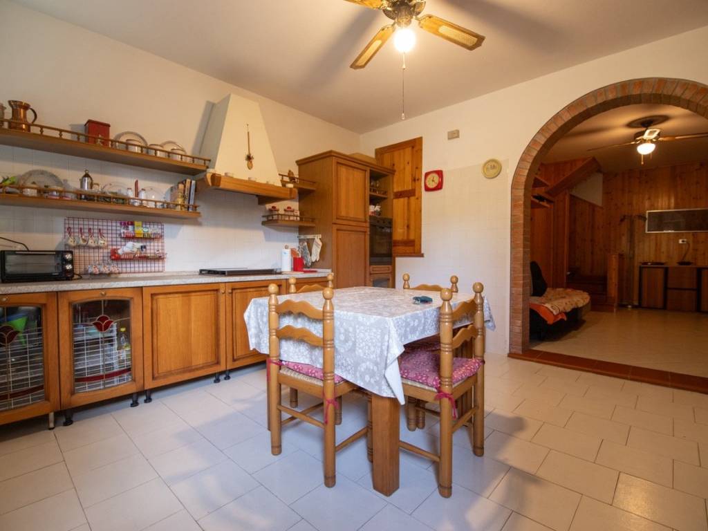 casa indipendente in vendita a Comacchio in zona Lido degli Estensi