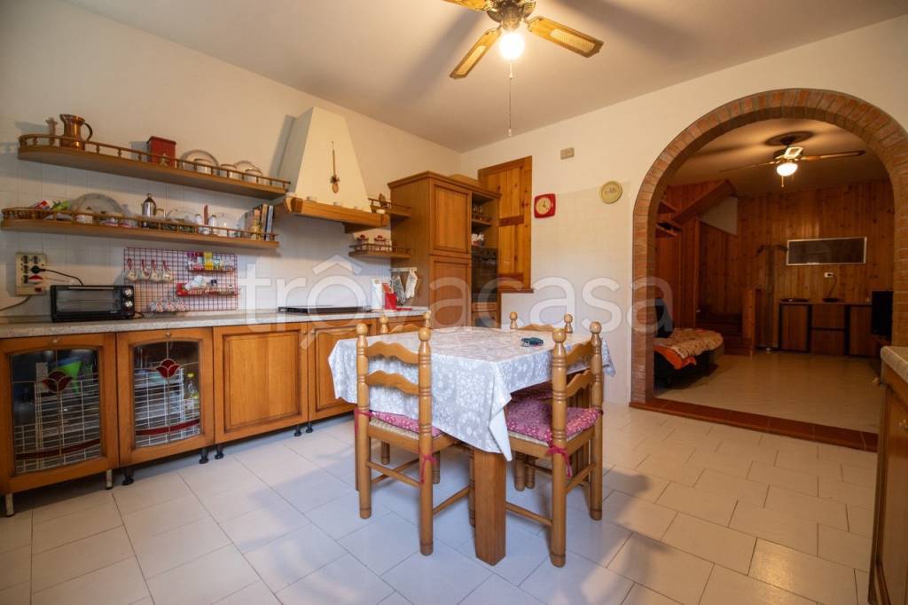 casa indipendente in vendita a Comacchio in zona Lido degli Estensi