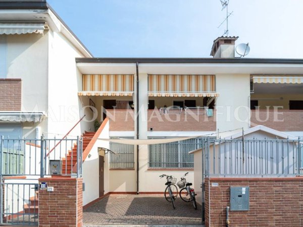 appartamento in vendita a Comacchio in zona Porto Garibaldi