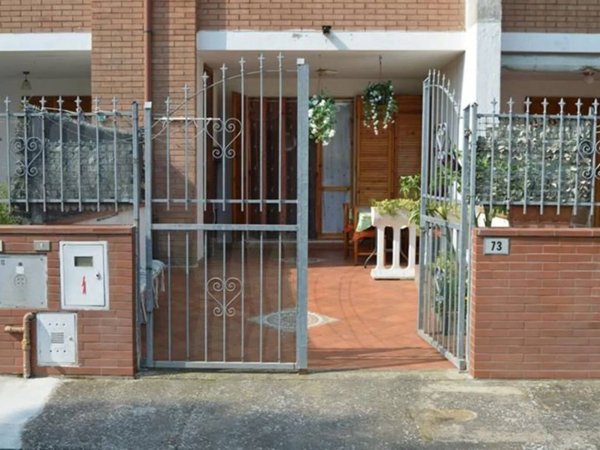casa indipendente in vendita a Comacchio in zona Lido delle Nazioni