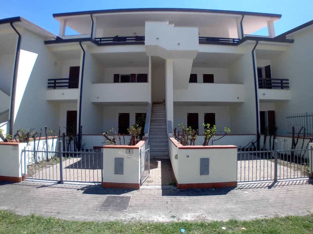 casa indipendente in vendita a Comacchio in zona Lido degli Scacchi