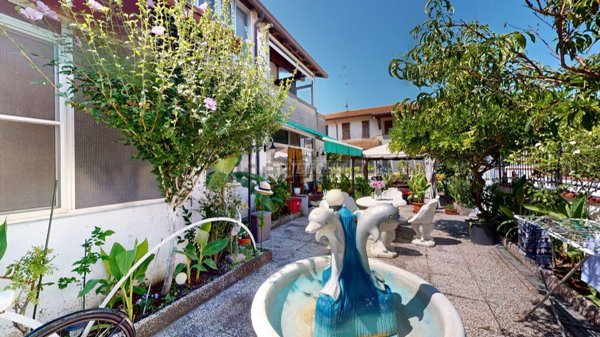 appartamento in vendita a Comacchio in zona Lido degli Estensi