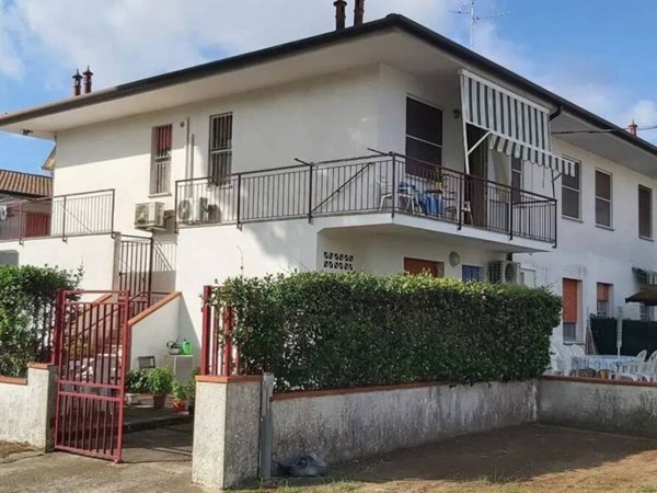 appartamento in vendita a Comacchio in zona Lido di Volano