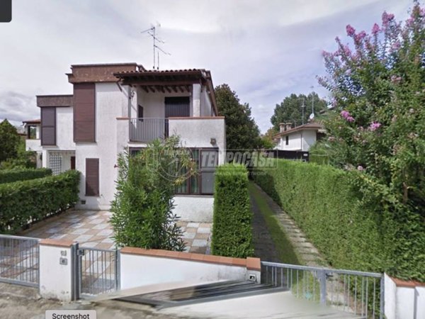 appartamento in vendita a Comacchio in zona Lido delle Nazioni