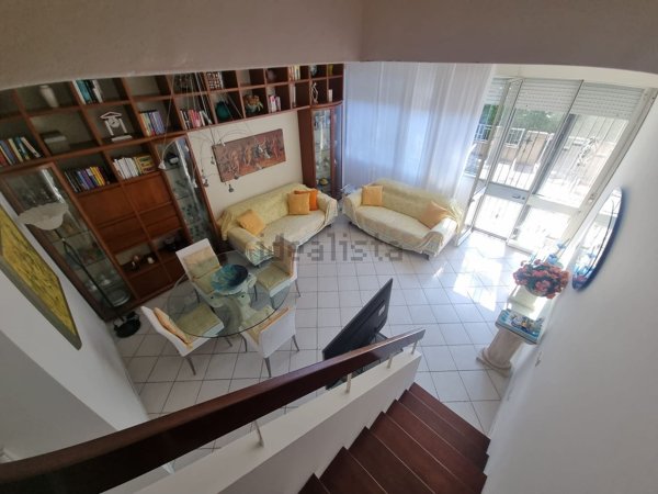 casa indipendente in vendita a Comacchio in zona Lido degli Estensi