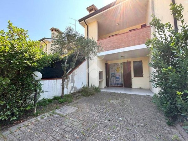 appartamento in vendita a Comacchio in zona Lido delle Nazioni