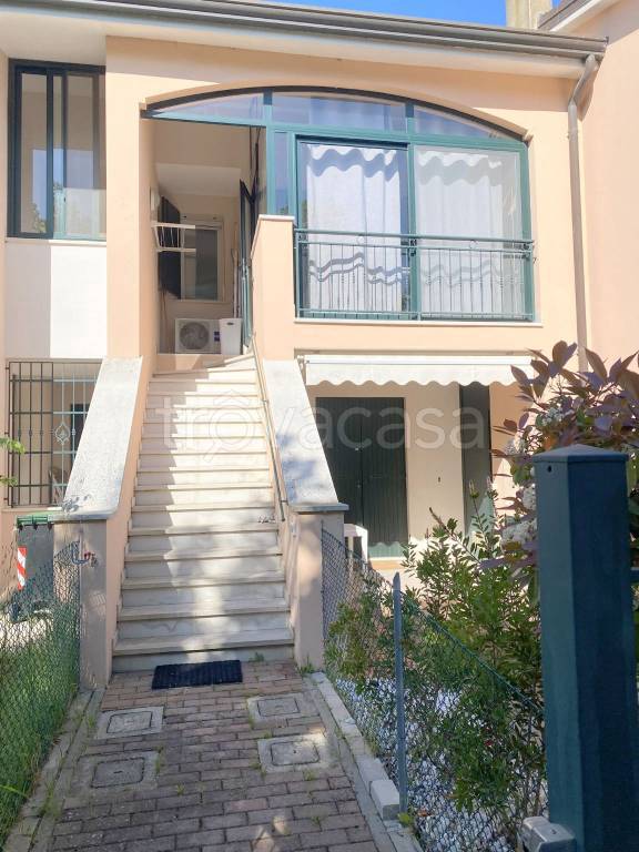 appartamento in vendita a Comacchio in zona Porto Garibaldi