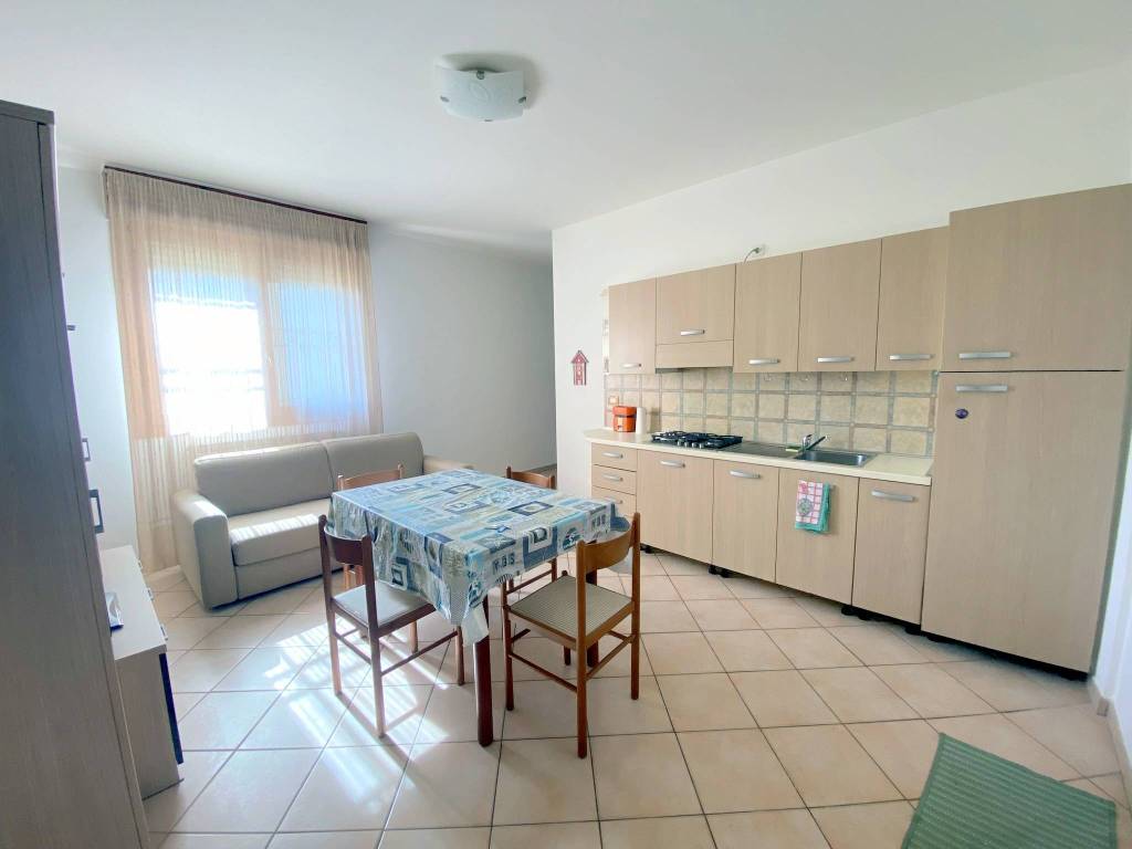 appartamento in vendita a Comacchio in zona Lido degli Scacchi
